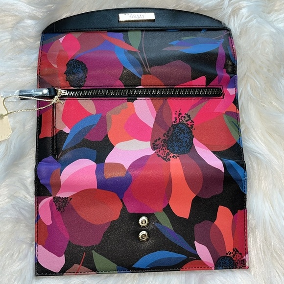 🆕 Trina Turk Wallet Floral Design Black Pink - Picture 4 of 6